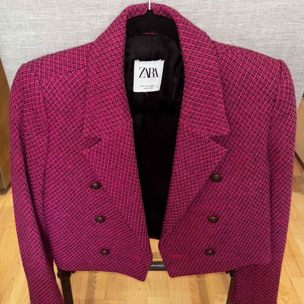 Zara- Cropped Blazer